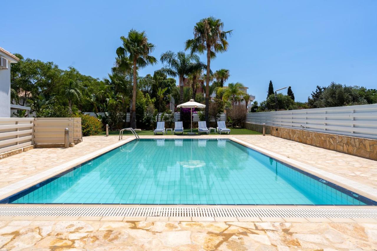 Lime 3-Bedroom Villa In Protaras Luaran gambar