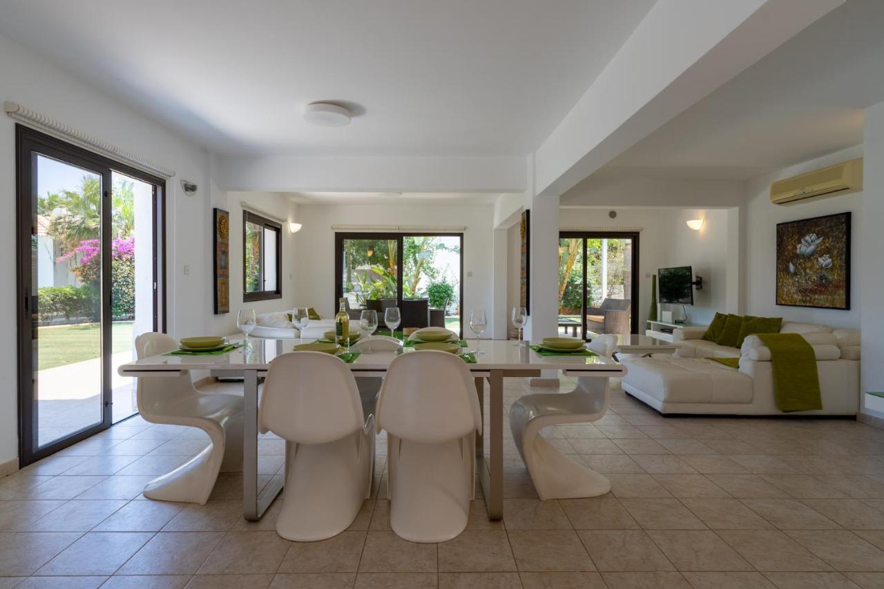 Lime 3-Bedroom Villa In Protaras Luaran gambar