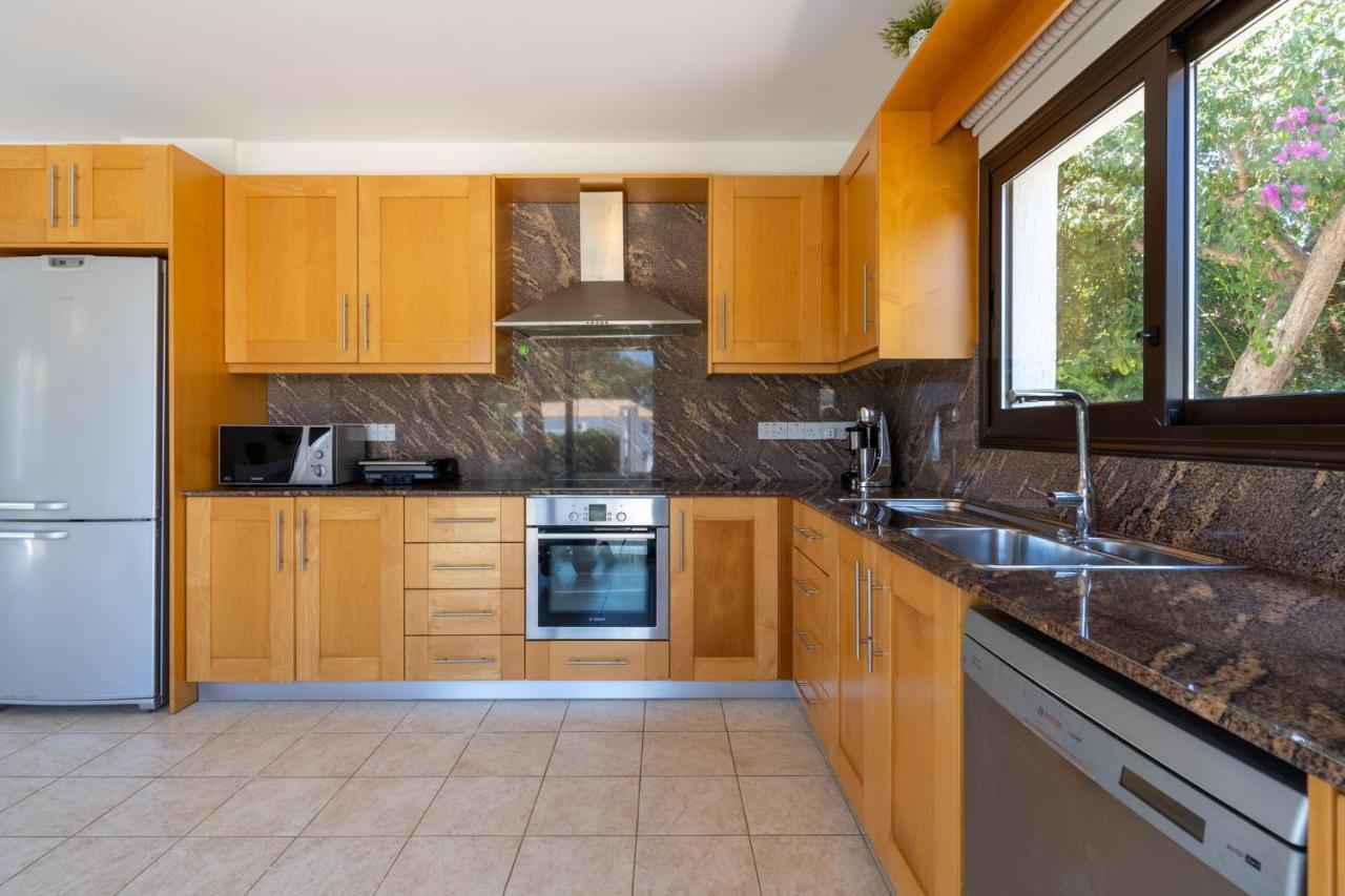 Lime 3-Bedroom Villa In Protaras Luaran gambar