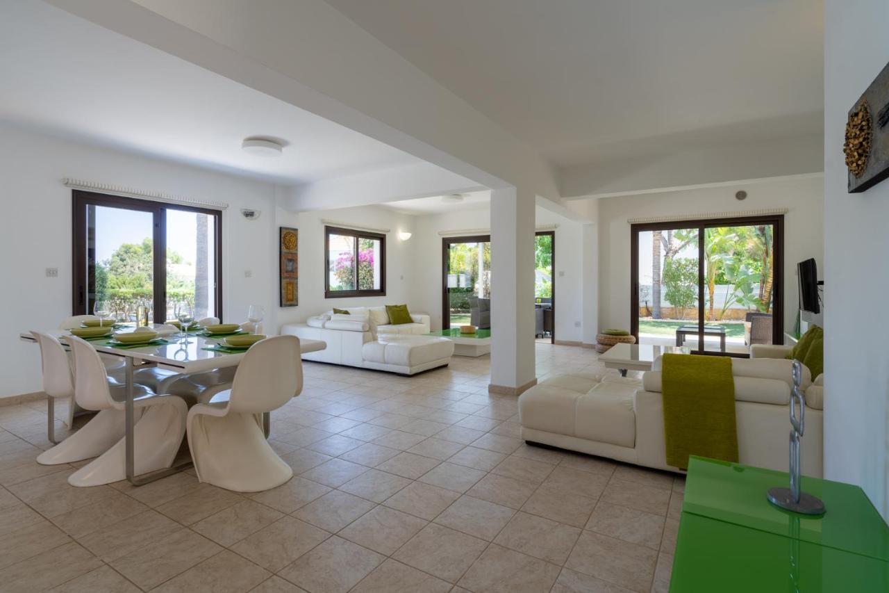 Lime 3-Bedroom Villa In Protaras Luaran gambar